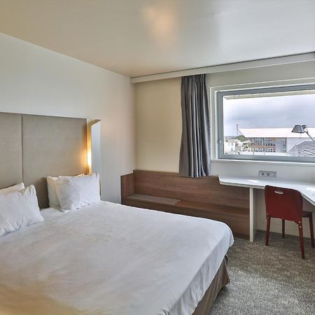 Campanile La Roche Sur Yon Centre Gare Hotel Екстериор снимка