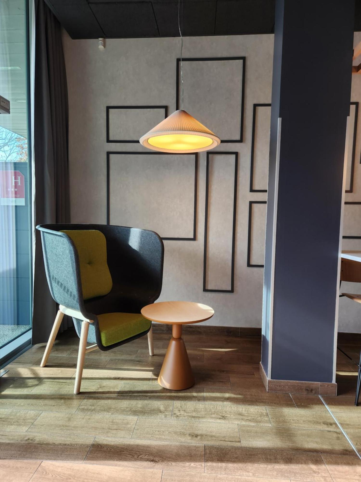 Campanile La Roche Sur Yon Centre Gare Hotel Екстериор снимка